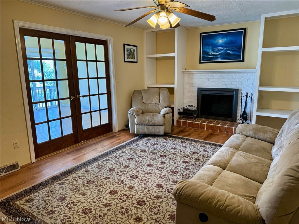 Hitchcock Woods - Residential