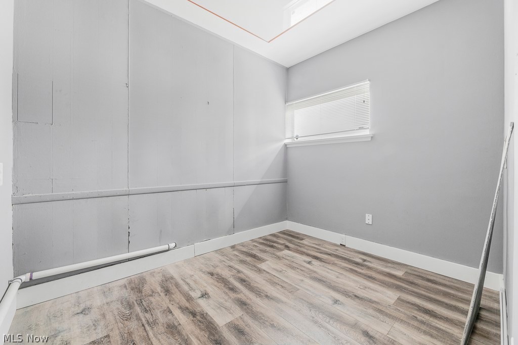 City/Kirtland 01 - Commercial Lease