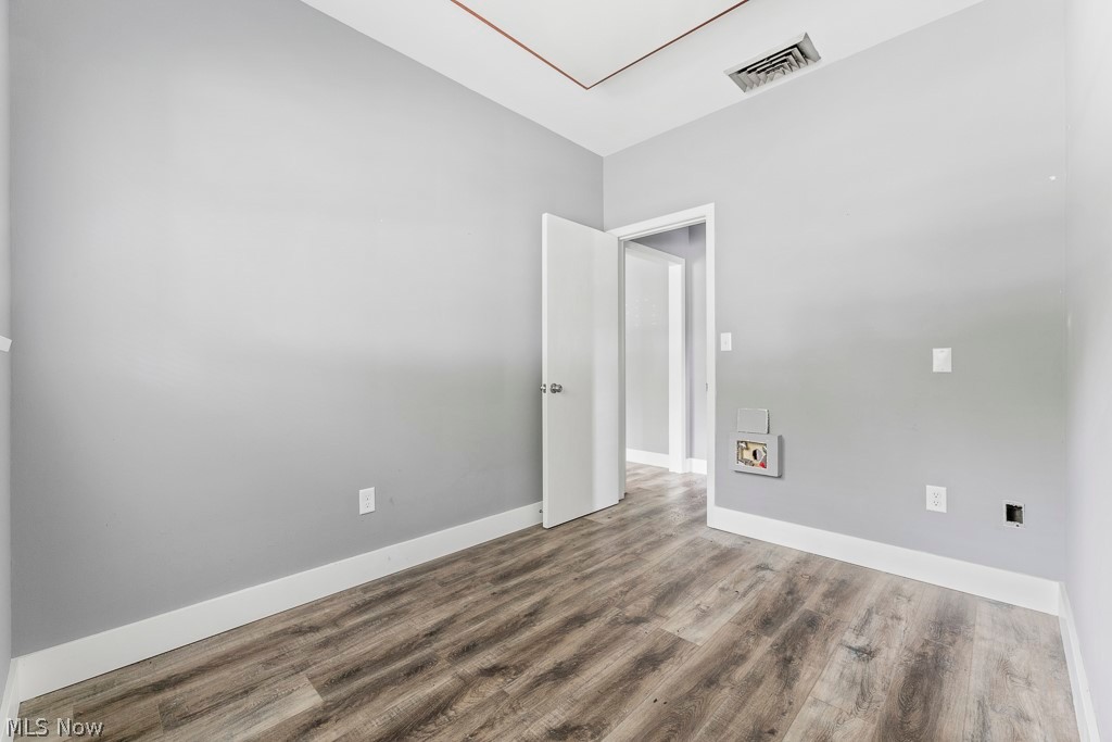 City/Kirtland 01 - Commercial Lease