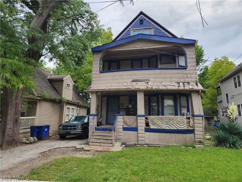 Multifamily For Sale - 10001 Sophia Avenue<br/> Cleveland, OH 44104