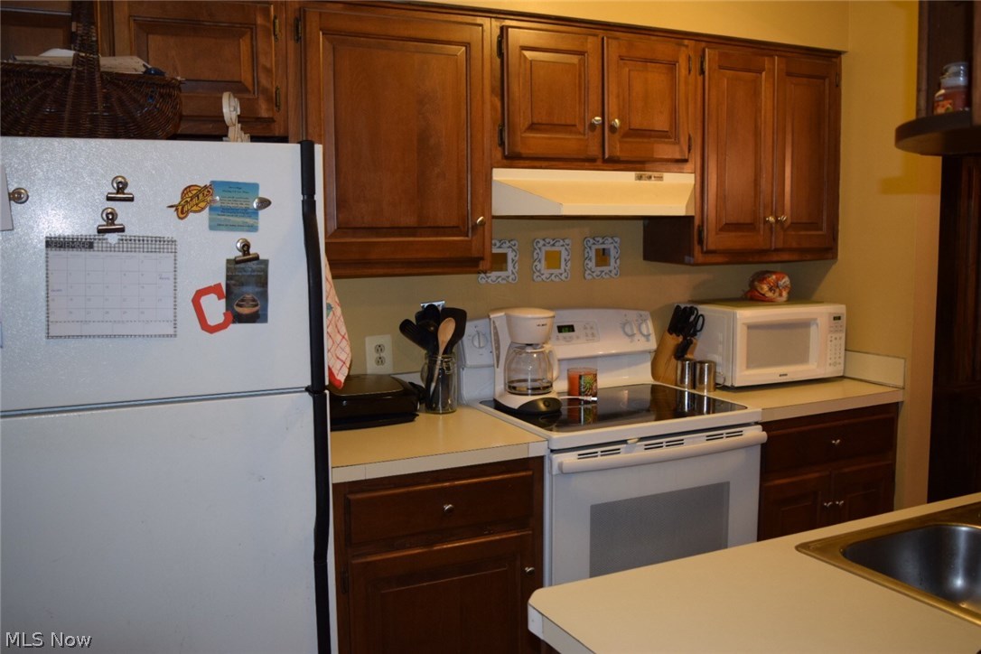 Greenwood Acres - Residential Lease