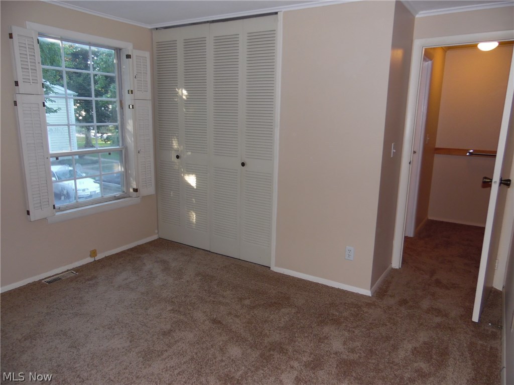 Village Green Condos 02 - Residential