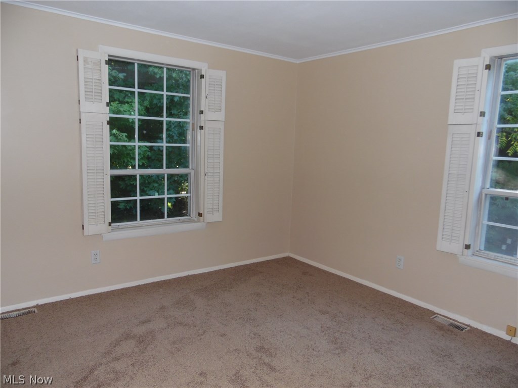 Village Green Condos 02 - Residential