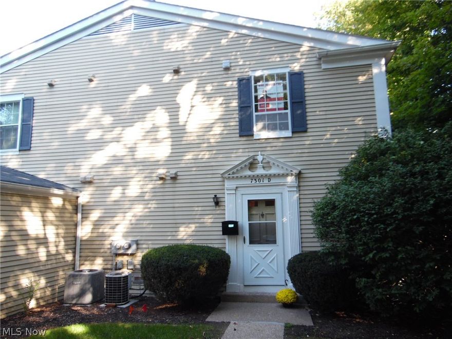 Greater starter home in lovely Mentor.  Newer carpet and paint throughout.  Dining room is connected to kitchen and open to living room.  Views of the woods give privacy and wonderful fall colors.  Call agent for private showing today!