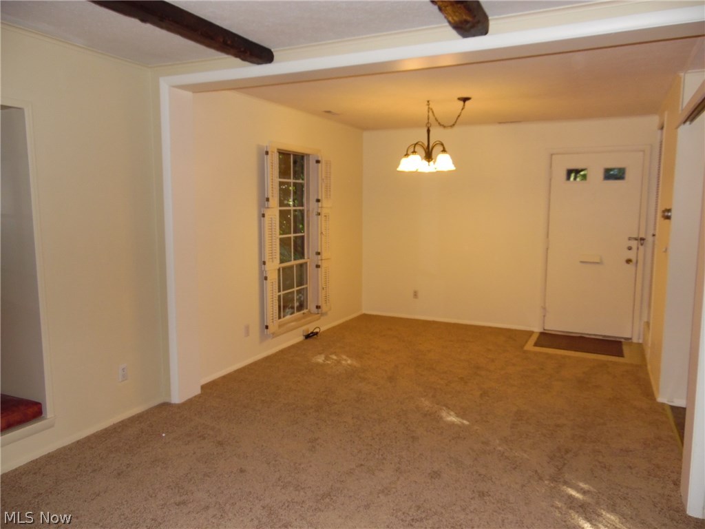 Village Green Condos 02 - Residential