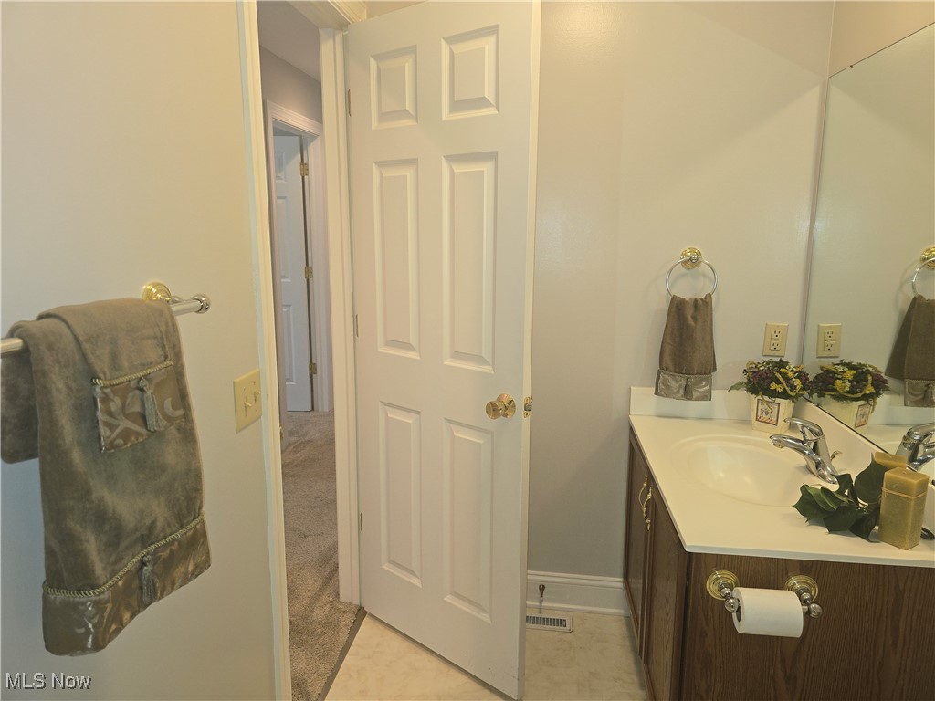 Lake Hollow Condo - Residential