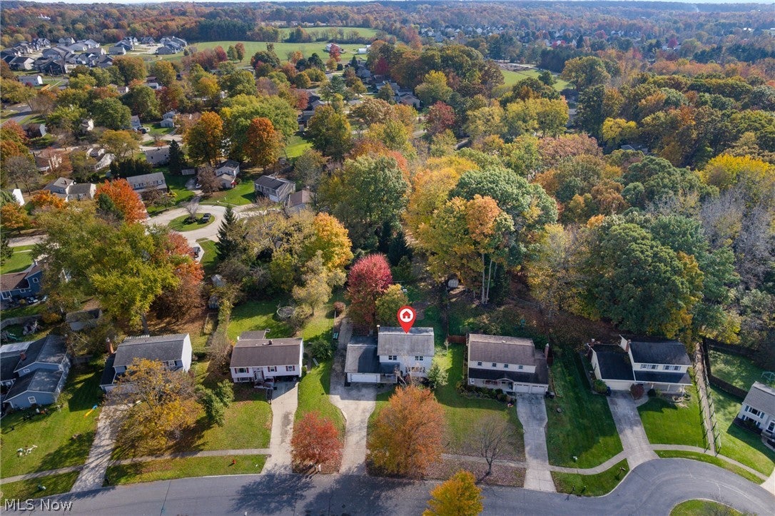 1917 Thorpe Circle