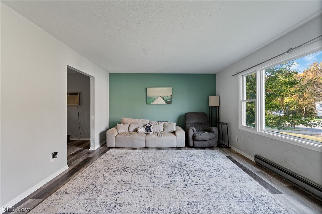 1917 Thorpe Circle