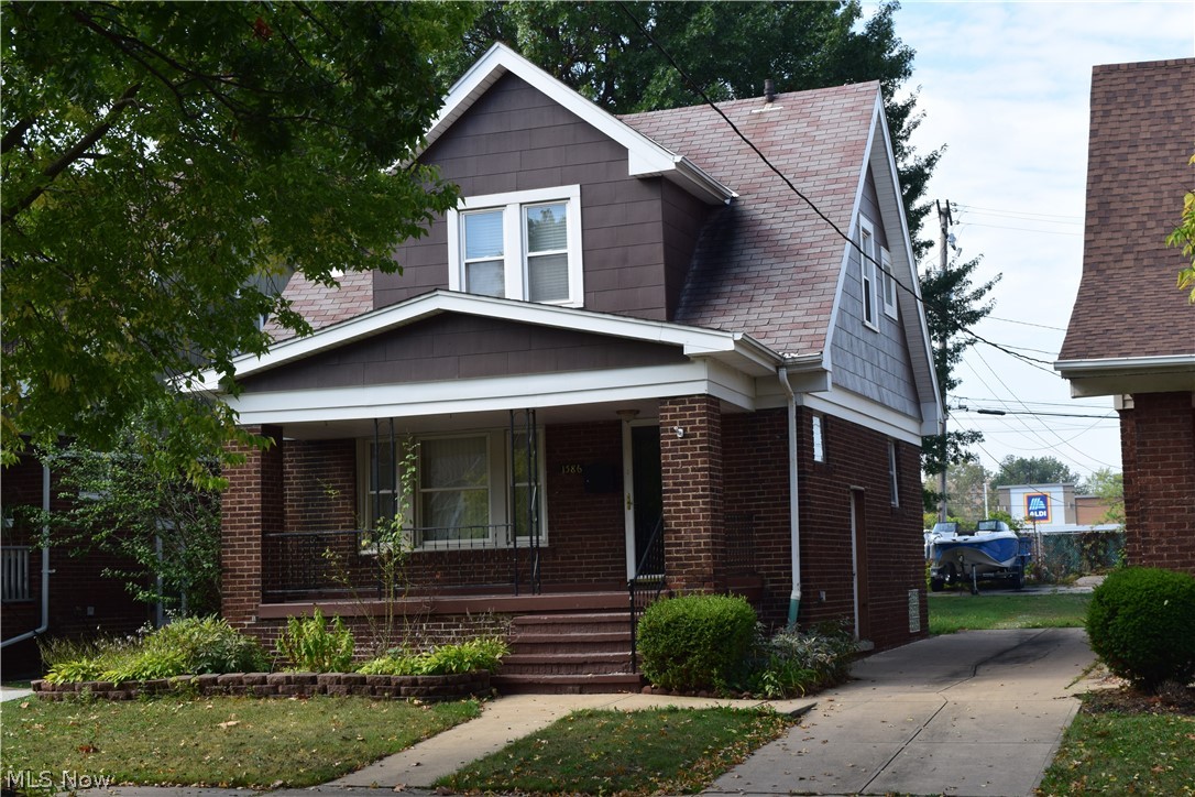 Good Home for The Price...Perfect for owner occupied or investment and easy to show! Some updates still needed. This is an estate sale and being sold "as is".