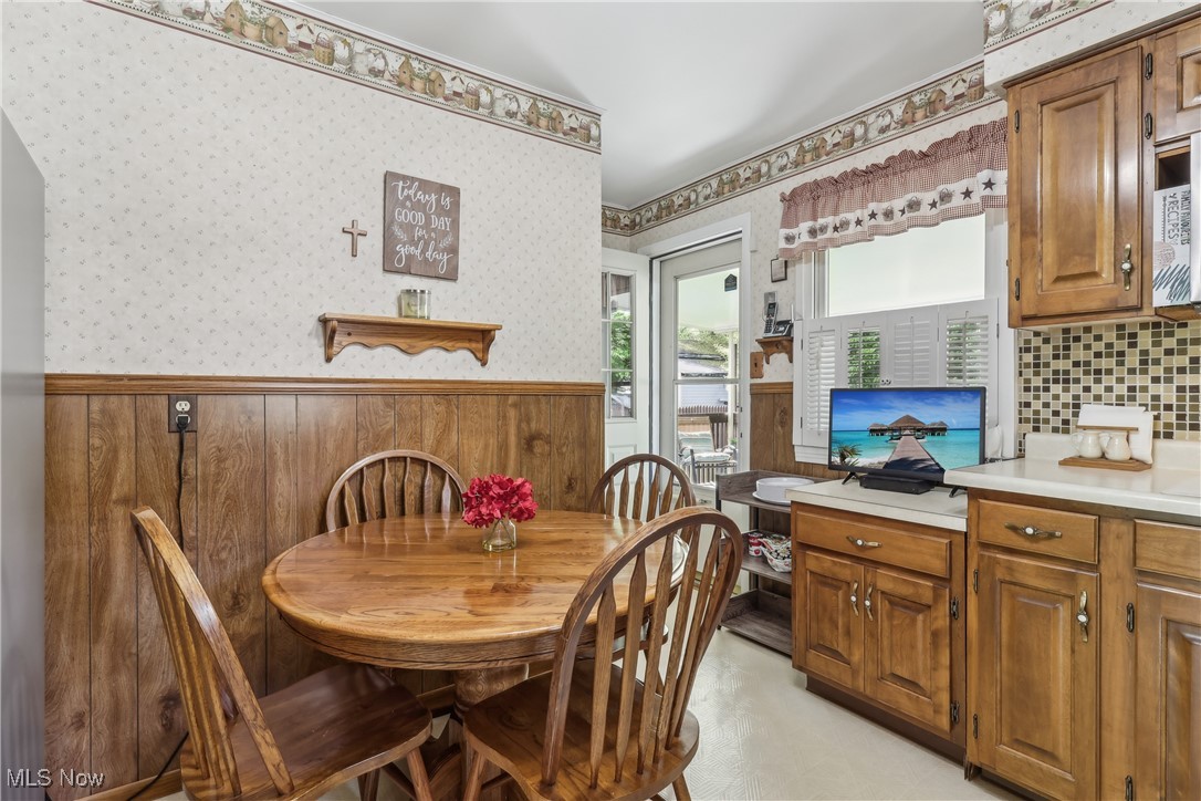 586 Jefferson Avenue, Barberton, Ohio image 8