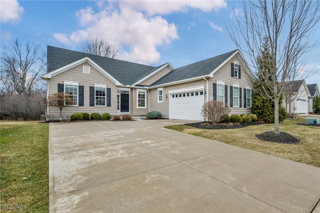 3296 Robin Lane, Lorain, Ohio image 2