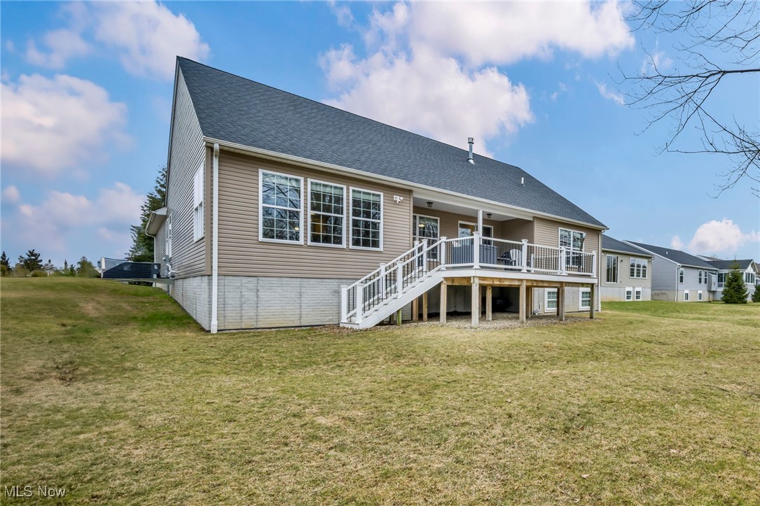 3296 Robin Lane, Lorain, Ohio image 6
