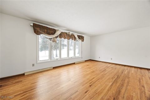 Tiny photo for 140 Roshon Drive, Medina, OH 44256 (MLS # 5179036)