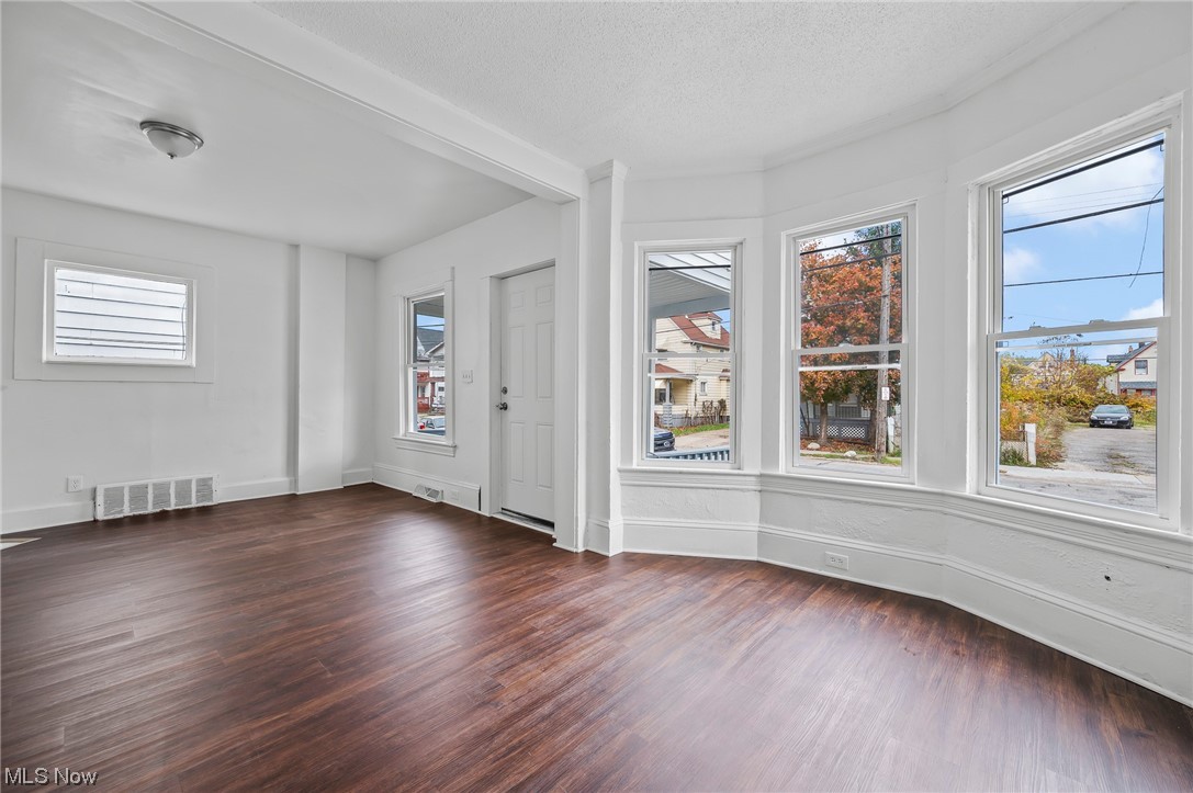 Madison Park Allotment - Residential