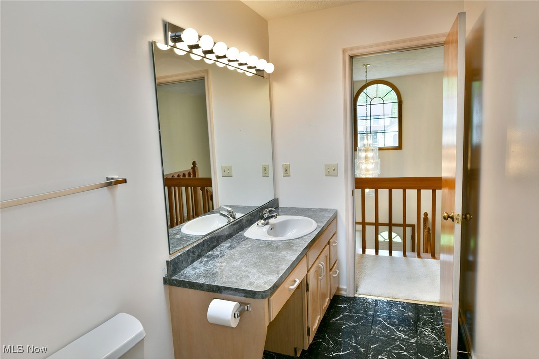 7675 Huntington Drive, Youngstown, Ohio image 36