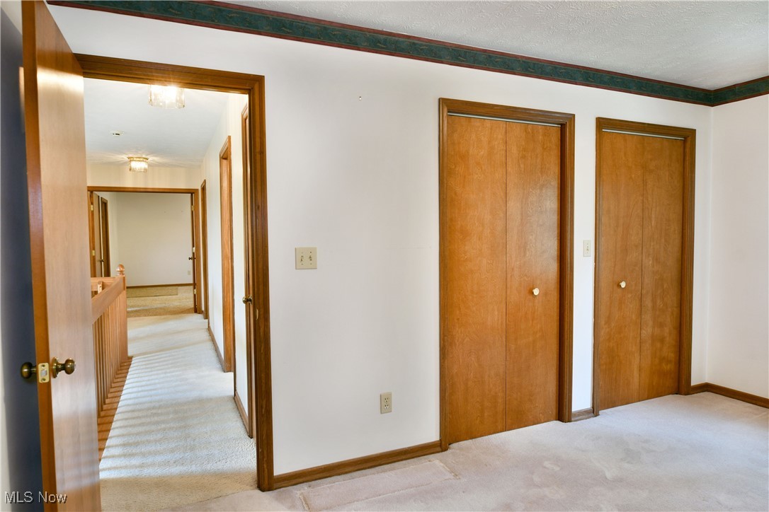 7675 Huntington Drive, Youngstown, Ohio image 33