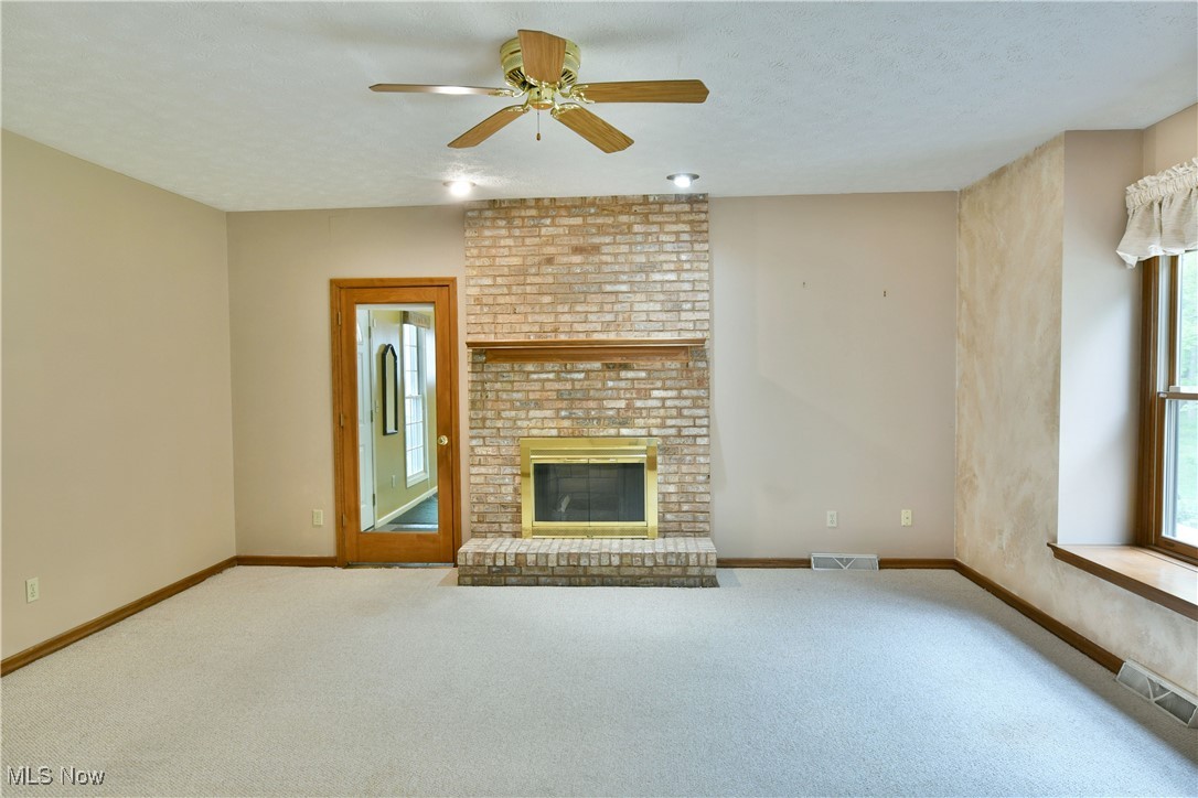 7675 Huntington Drive, Youngstown, Ohio image 21