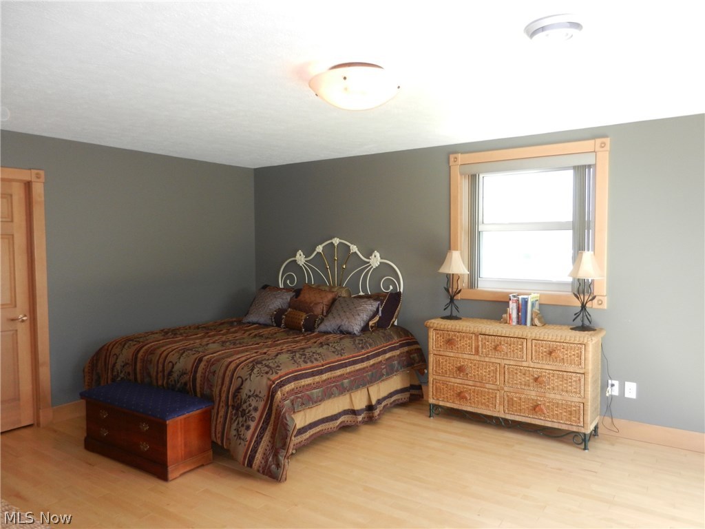 Airport - Residential