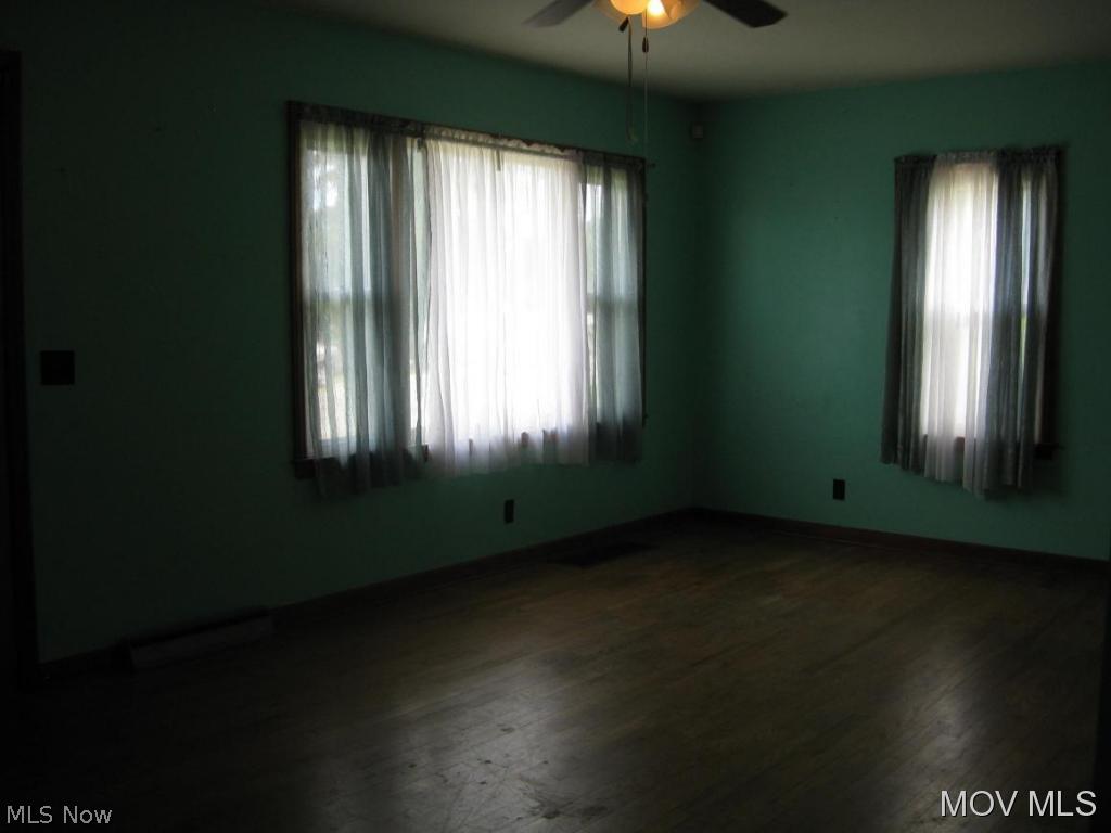 Long Acres View - Residential