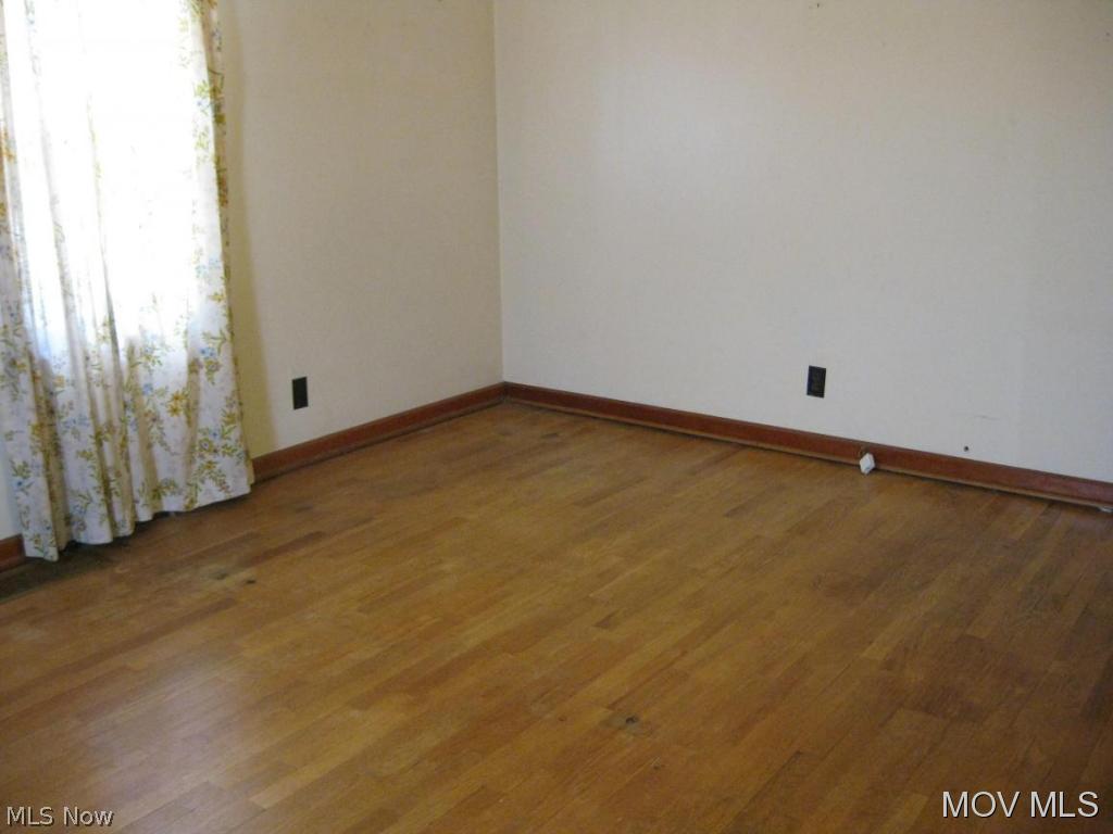 Long Acres View - Residential