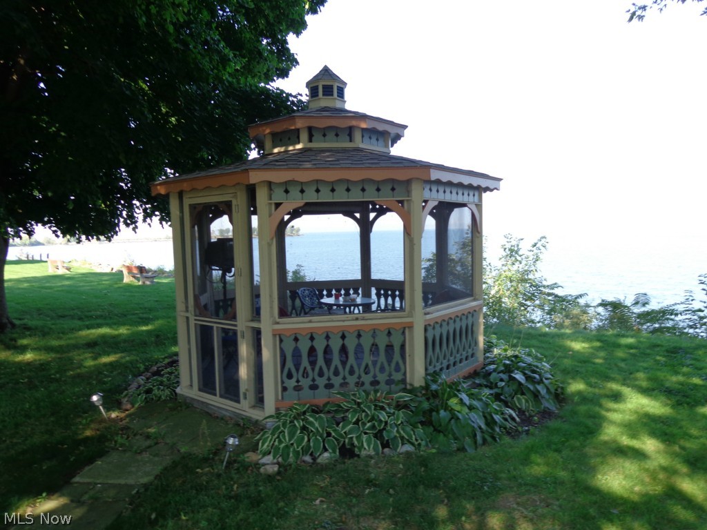 Ebenezer Greggs Add 02 - Residential