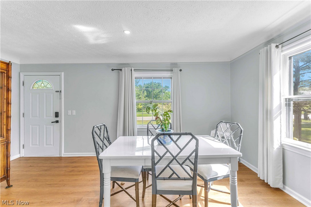 950 E Sprague Road