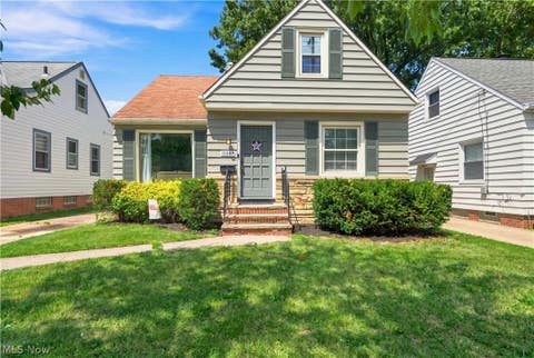 Photo of 13209 Rockside Road, Garfield Heights, OH 44125 (MLS # 5233267)