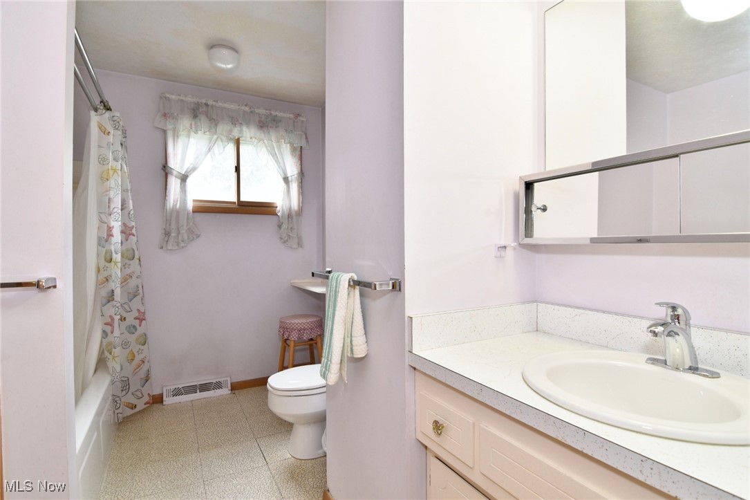 6531 Arbordale Avenue, Solon, Ohio image 20