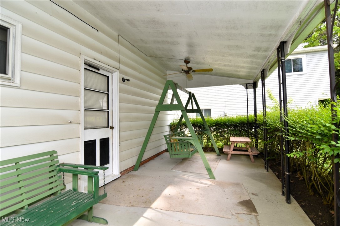 6531 Arbordale Avenue, Solon, Ohio image 31