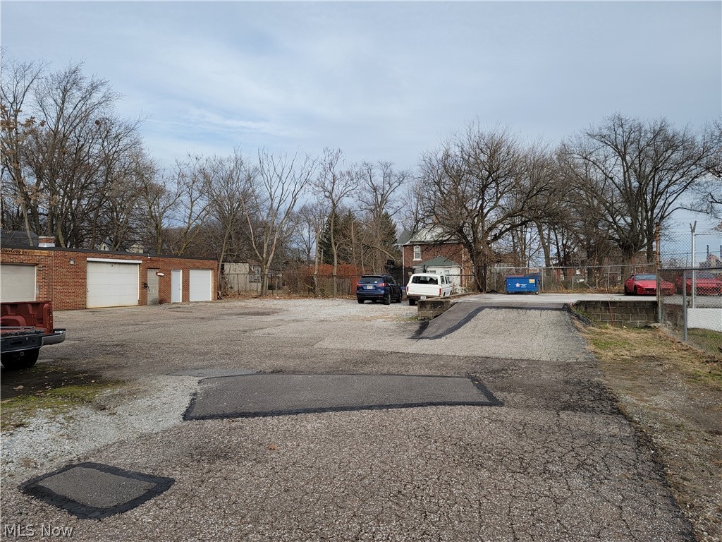 Portage 08 - Commercial Sale