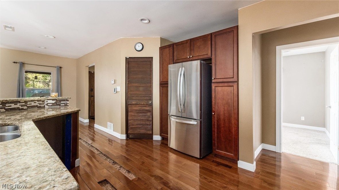 Hill Private Road Sub - Residential