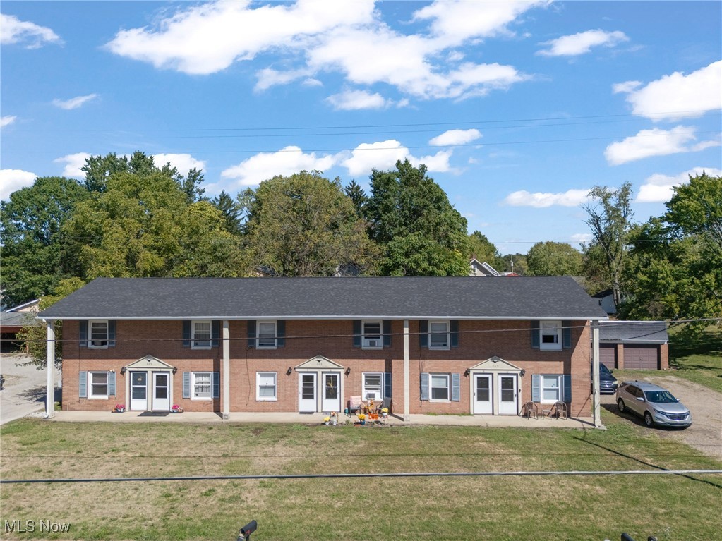 203 E Maple Street