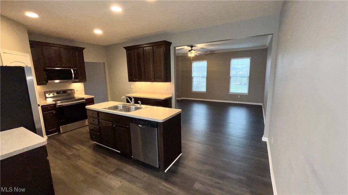 Tiberon Trace - Residential