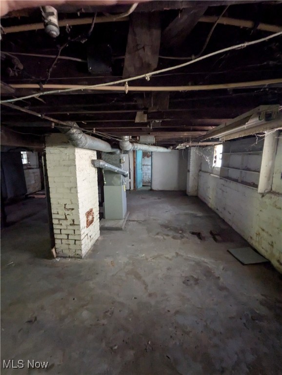 Lake Shr Blvd Sub/J Laron - Residential Income