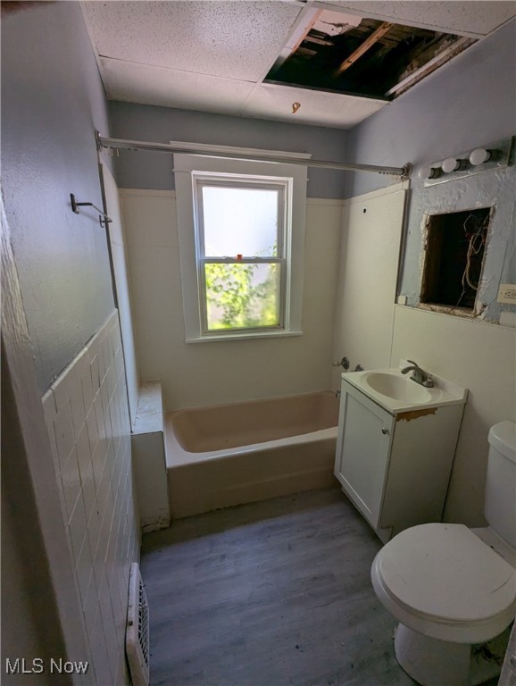 Lake Shr Blvd Sub/J Laron - Residential Income