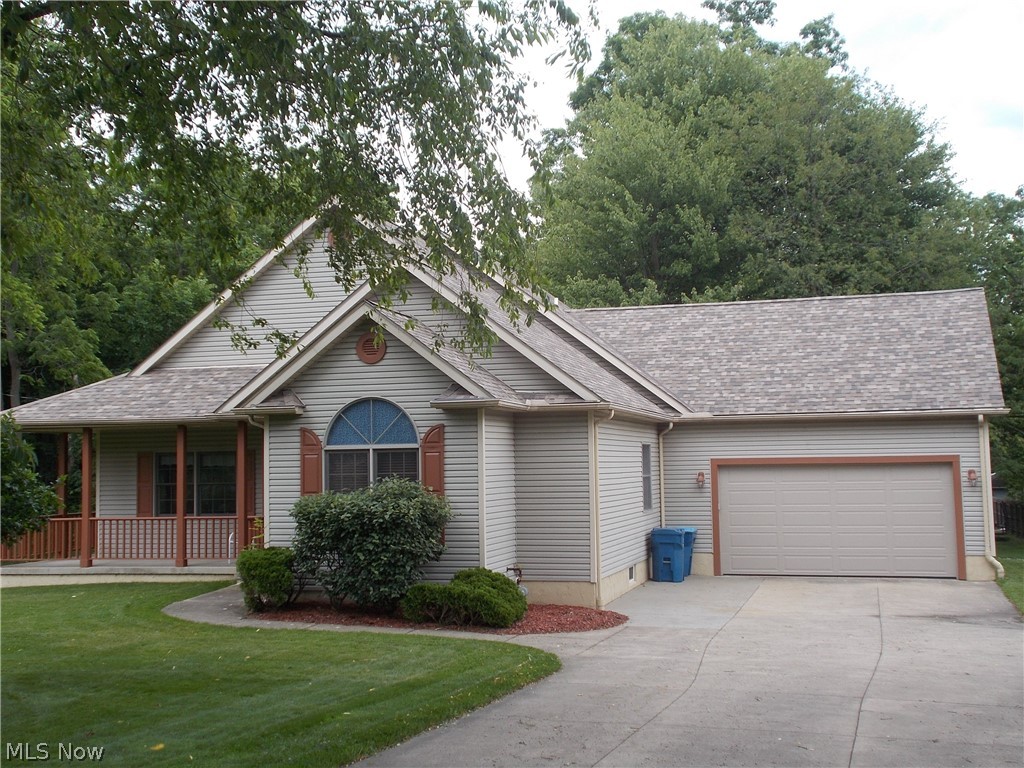 This charming ranch features a wrap-around porch and composite deck overlooking a gorgeous half acre lot. Upon entering your new home you will find a great room with a beamed cathedral ceiling, and an elegant tray ceiling in the dining room. The spacious eat-in kitchen includes all appliances, an abundance of cabinets, and a large island. The sizable en suite bedroom is adjoined by a large bath with jacuzzi tub, separate shower, and double sinks. A unique second floor bonus room can be used as a large, private bedroom or hide-away. New carpeting and paint in several rooms. All this plus a newer furnace, hotwater tank, and roof, this home will not last! Make your appointment today.