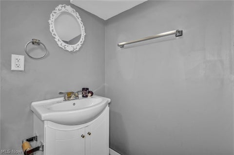 Tiny photo for 1382 Honodle Avenue, Akron, OH 44305 (MLS # 5239354)