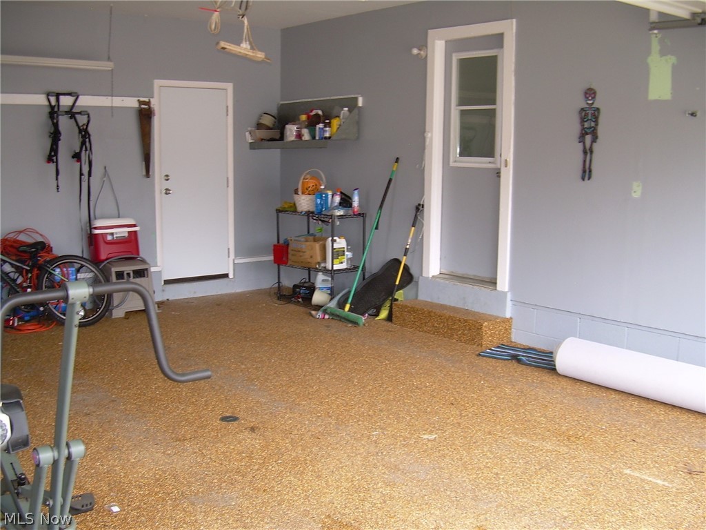 Whitman Ac 3rd Add - Residential