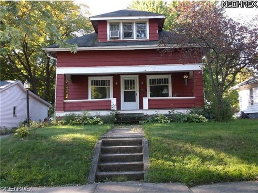 A nice home, much bigger than it looks! Wood floors in the dining room and living room that also features a gas fireplace. The kitchen has ceramic tile with an adjoining bonus room. Two full baths, one on the main floor and one on the second level. A private backyard with an attached deck and covered front porch. The home also has a newer furnace and updated electric. A great starter home!