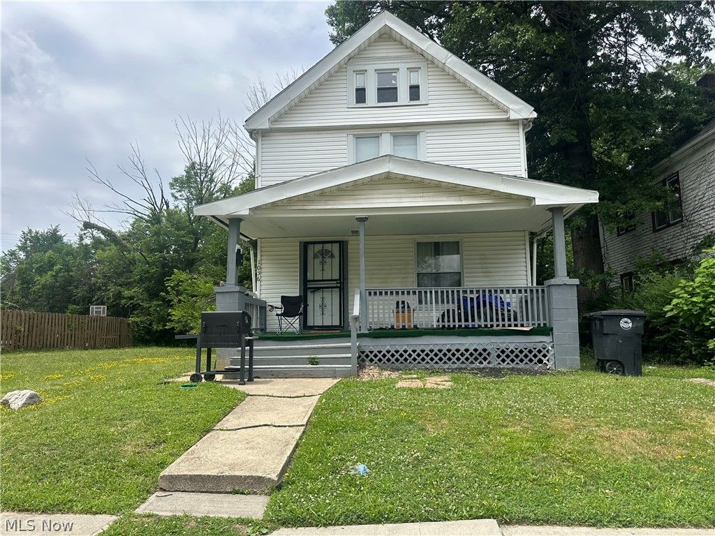 Photo of 1036 E 149th Street, Cleveland, OH 44110 (MLS # 5224063)