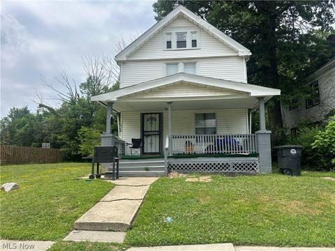 Homes For Sale - 1036 E 149th Street<br/> Cleveland, OH 44110