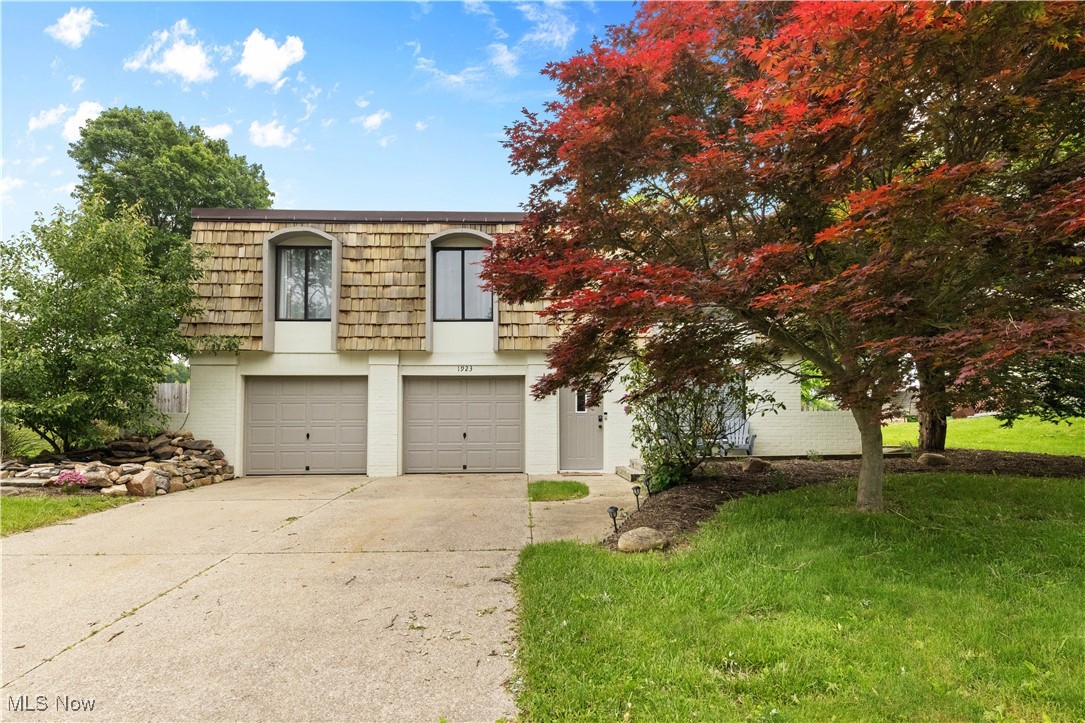 1923 Viking Avenue, Orrville, Ohio image 1
