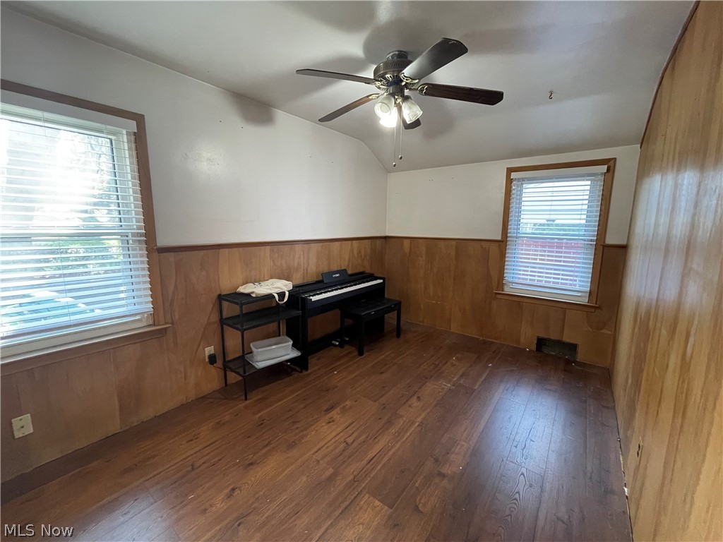 Van De Boe Hager Belvoir Terrace S - Residential