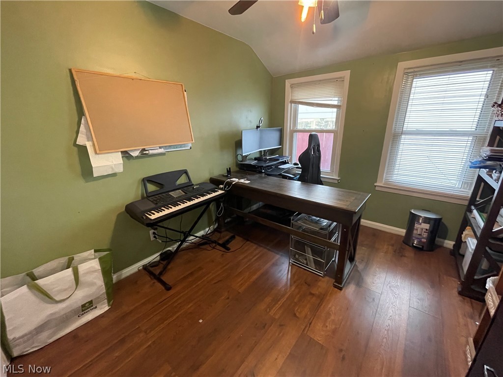 Van De Boe Hager Belvoir Terrace S - Residential