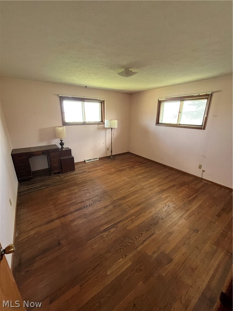 Solon Acreage - Residential