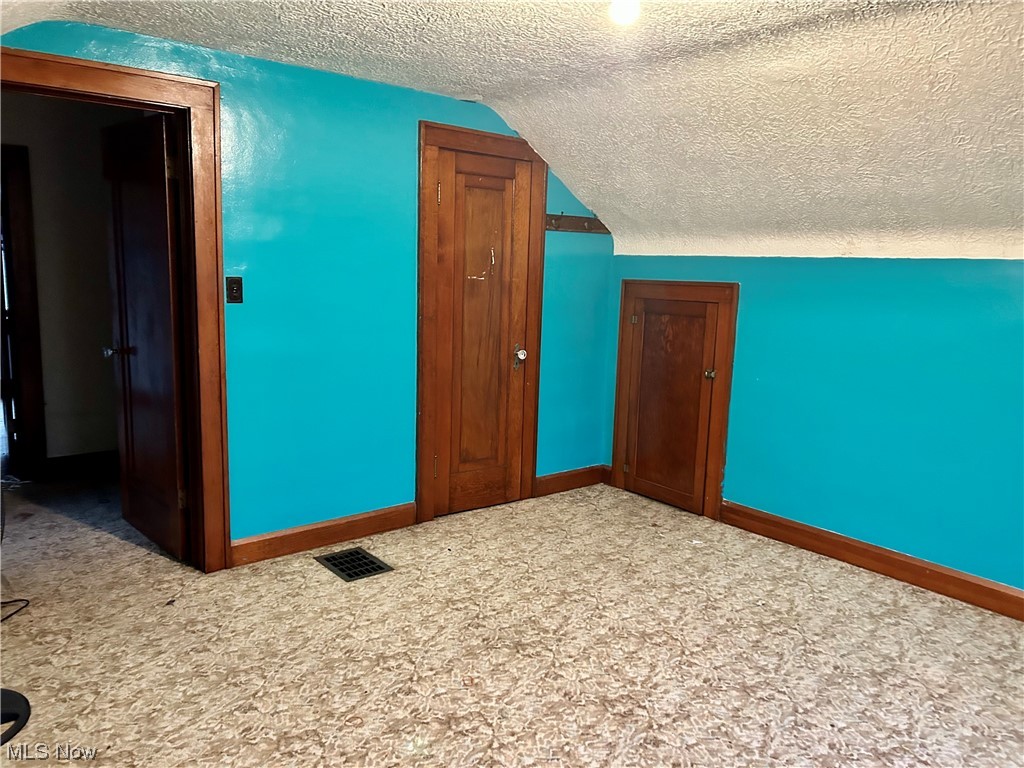 Downs & Hintons Acreage Allot - Residential