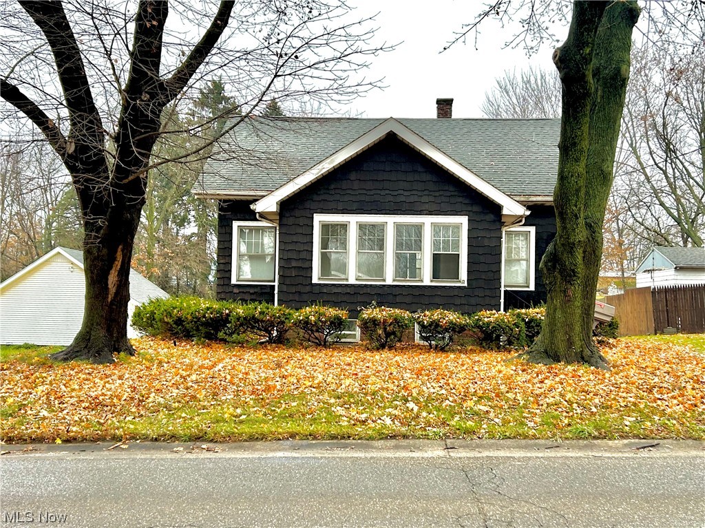 Downs & Hintons Acreage Allot - Residential