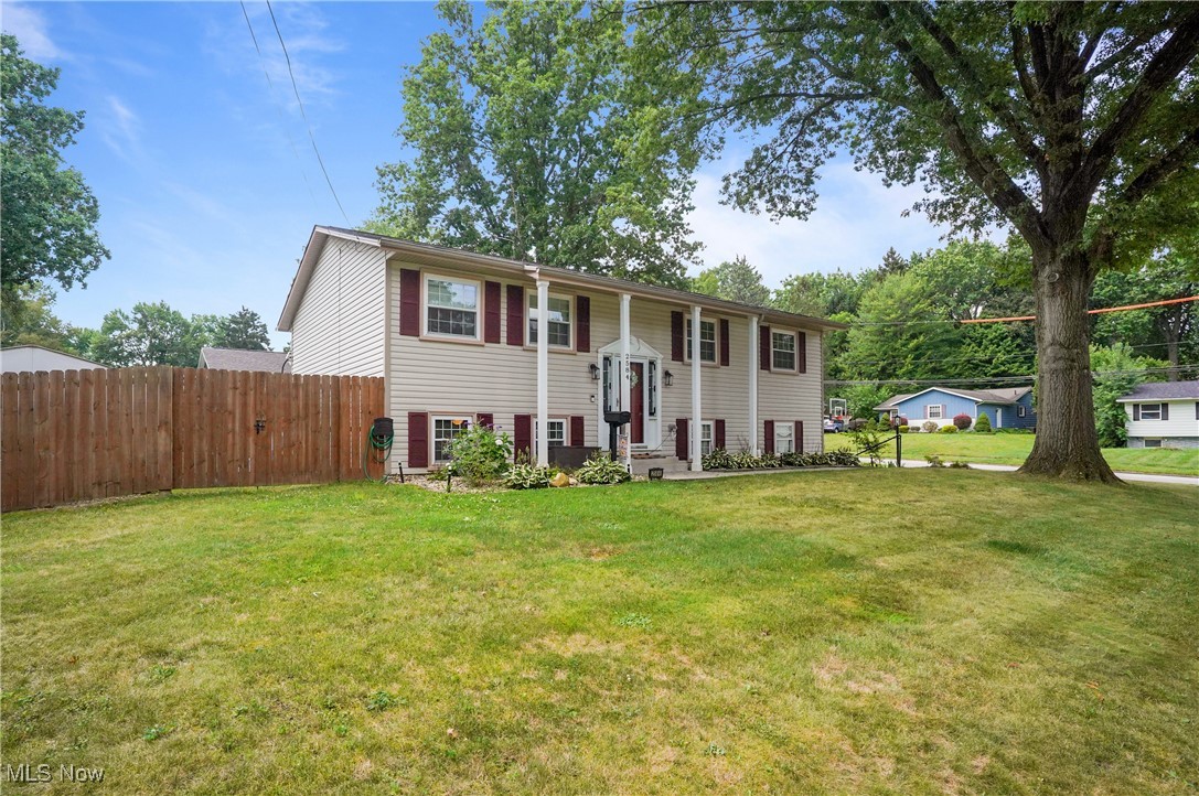 2584 Peach Tree Circle