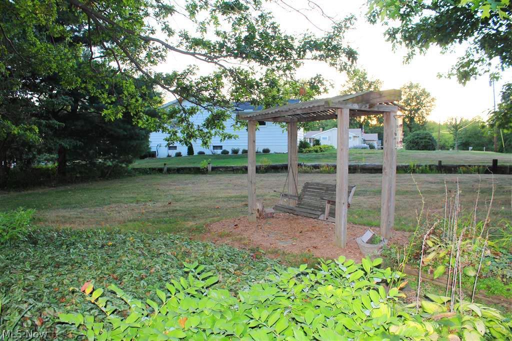 Pine Lake 01 - Residential