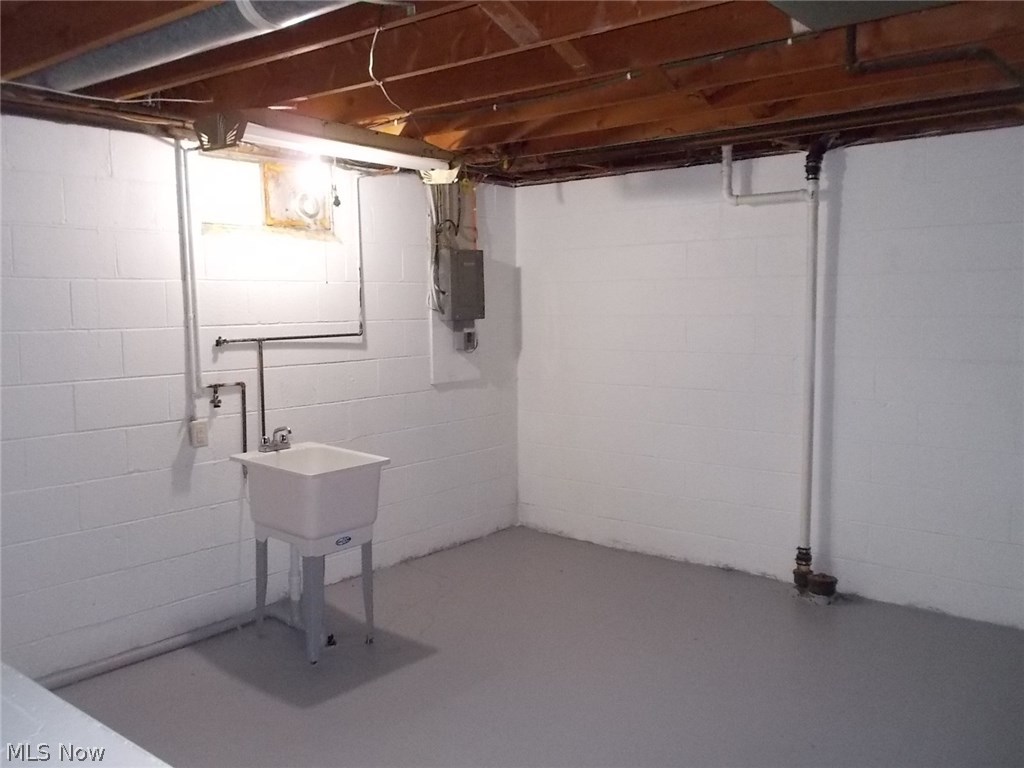 Tallmadge Road - Residential